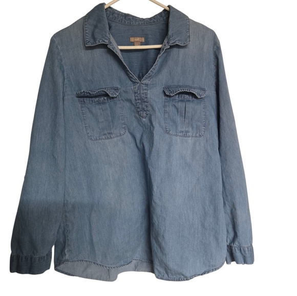 J. Jill Roll Tab Sleeve Chambray Pullover Shirt Large Blue 100% Cotton - Picture 1 of 4